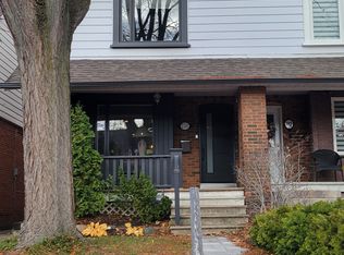 140 Wolverleigh Blvd, Toronto, ON M4J 1R9