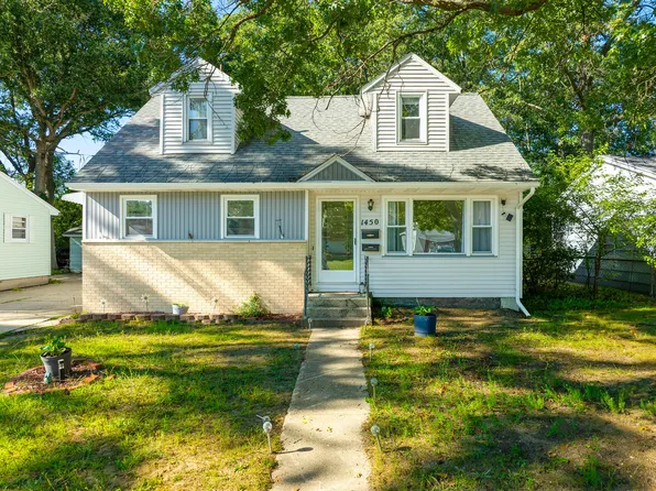 1450 Wesley Ave, Muskegon, MI 49442