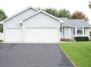 9610 Hames Ave S, Cottage Grove, MN 55016