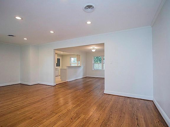 2nd image of 2222 Wakefield Dr