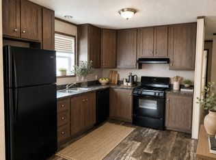331 Lakeside Dr Lot 35, Delton, MI 49046