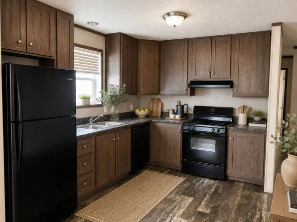 331 Lakeside Dr Lot 35, Delton, MI 49046