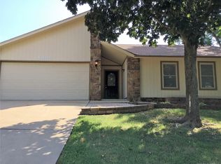 1326 Woodbriar Ln, Catoosa, OK 74015