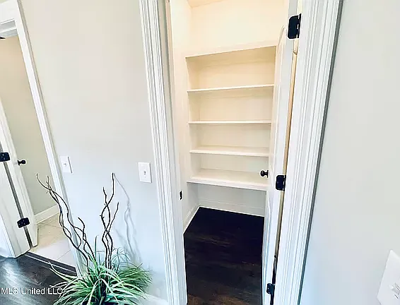110 Countrywood Pl — Photo 8