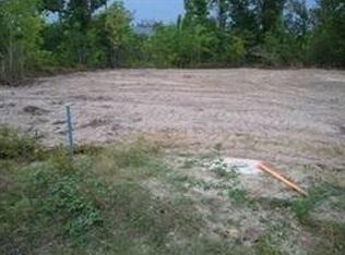 203 Chartres Dr, Bay Saint Louis, MS 39520