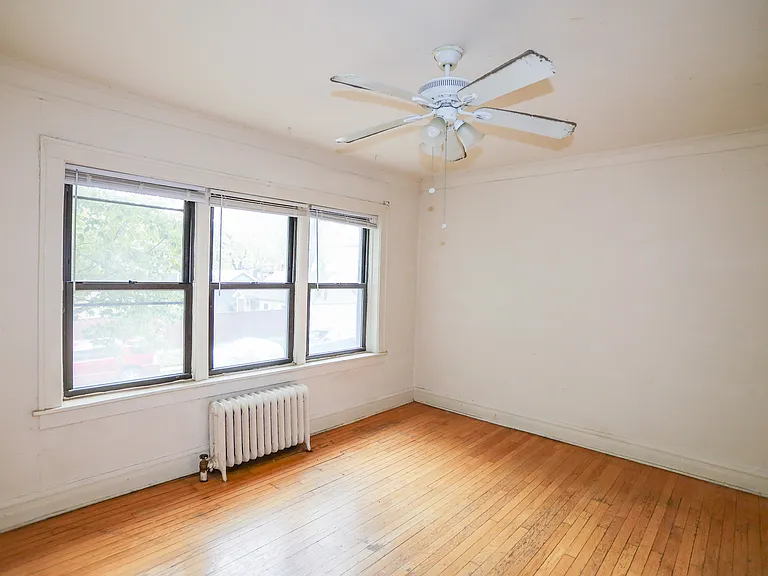 2956 N Seeley Ave #2 — Photo 5