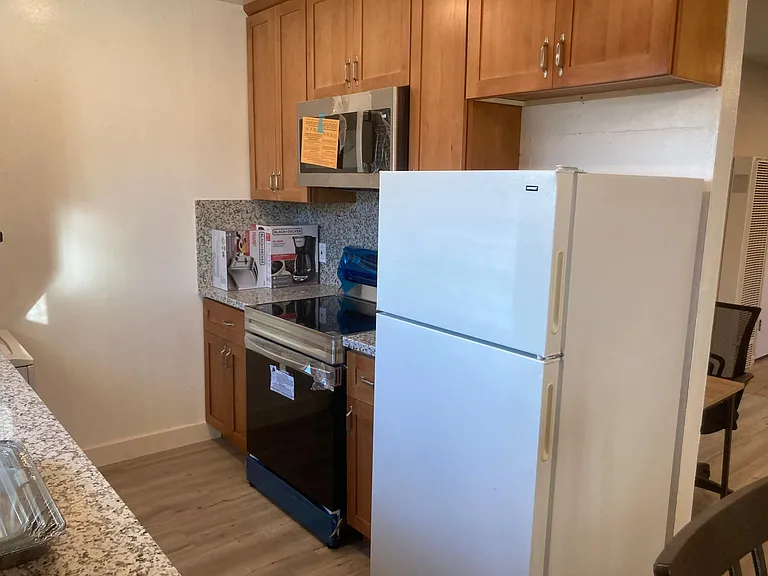 1691 Ontario Dr #6SIX — Photo 6