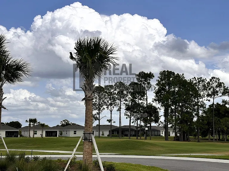 20503 Hazelnut Ct S — Photo 7