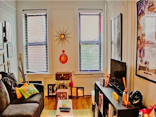 547 East 12th Street 5 image 1 of 8