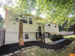 16 Sharyn Cir, Lowell, MA 01852