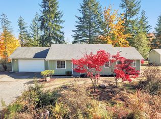 11406 Snowcap Ln SE, Rainier, WA 98576