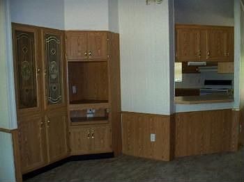 4th image of 9 White Tail Dr