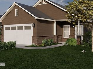 102 S 12th St, West Columbia, TX 77486