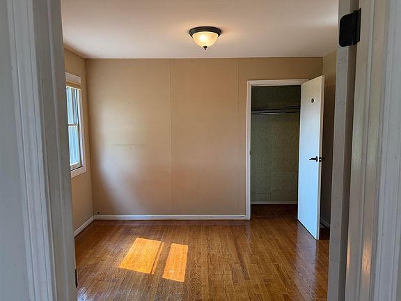 3rd image of 7096 County Road H