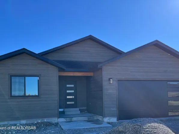 137 Little Greys Loop, Freedom, WY 83120