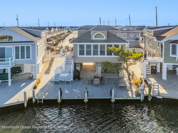 232 W Bayview Drive, Lavallette, NJ 08735