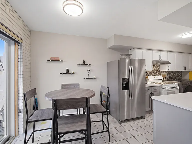 1495 Cornell Ct #1495 — Photo 6