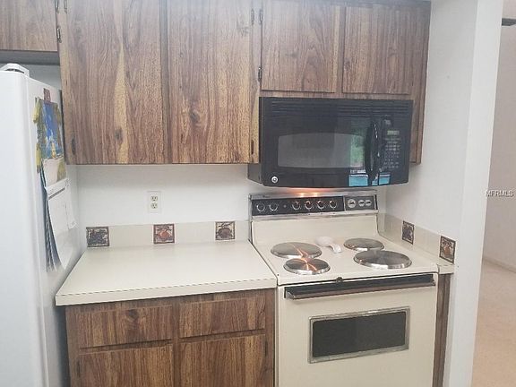 5th image of 15620 Deerglen Dr