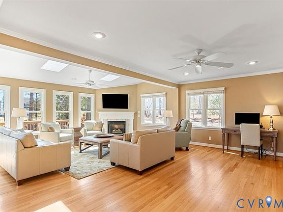 4th image of 4515 Foxwood Rd