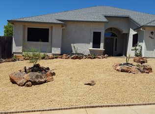 2960 Buckingham Dr, Shasta Lake, CA 96019