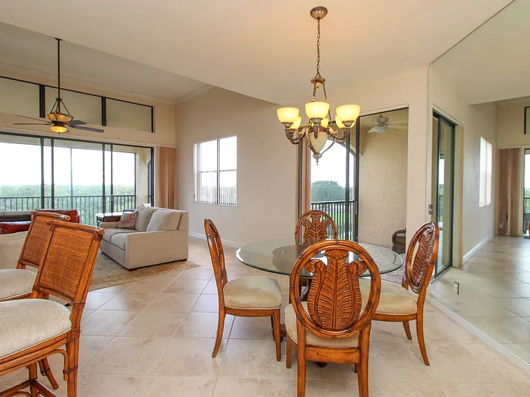 7024 Pelican Bay Blvd #F-504 — Photo 27