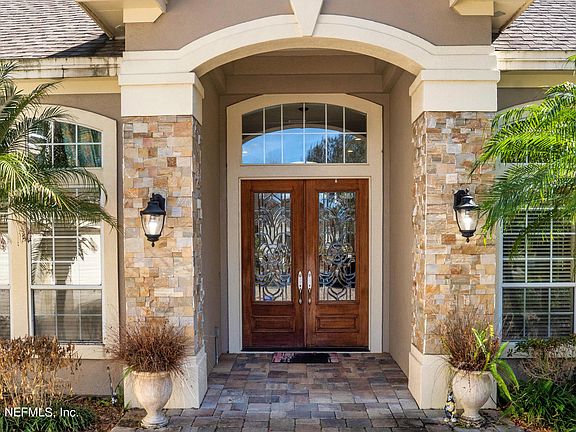 4th image of 13698 Little Harbor Ct