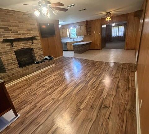 4th image of 317 Maryland Dr