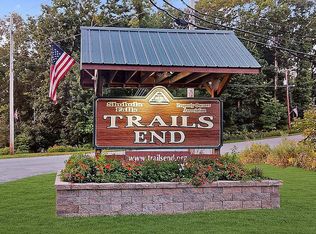 5924 Tribes Dr, Shohola, PA 18458