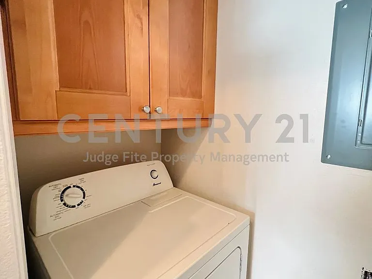 5759 Cedar Creek Dr — Photo 29