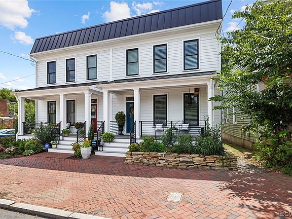 2nd image of 3019 E Marshall St