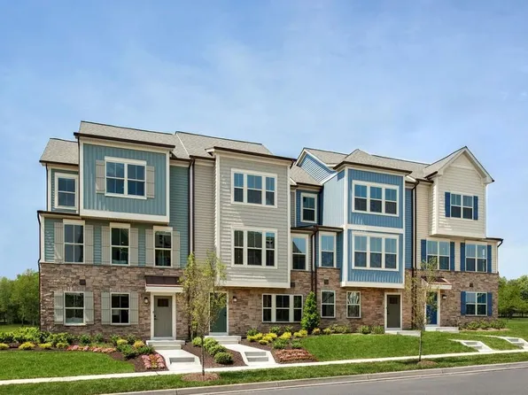 3163 Flatwoods Dr, Frederick, MD 21704