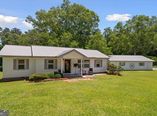 204 1st St, Bowdon, GA 30108