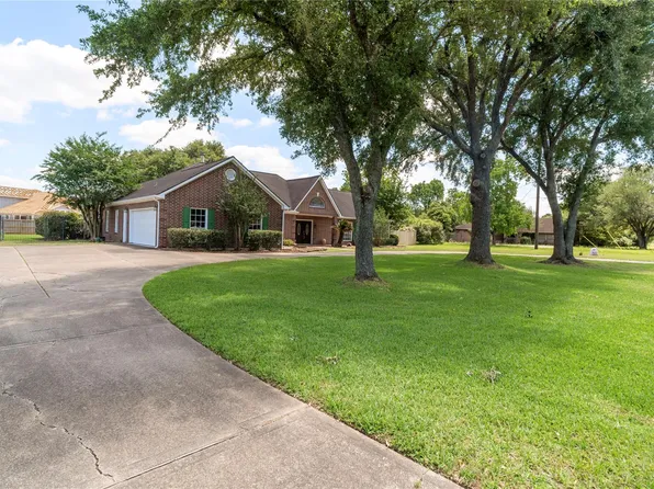 26101 Hunter Ln, Katy, TX 77494