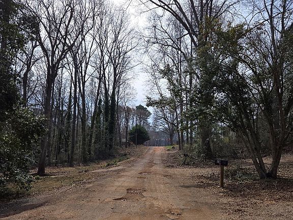 4th image of 70 McCorkle St