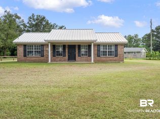 1107 Oak St N, Loxley, AL 36551