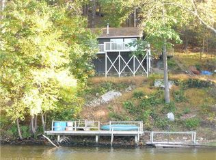 51 Lakeview Ter, Sandy Hook, CT 06482