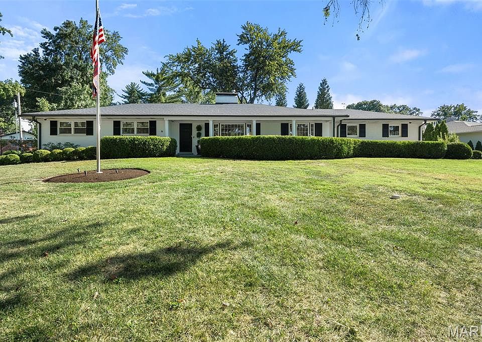 1st image of 10228 Thornwood Dr