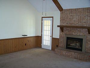 2nd image of 53 Lakeover Dr E