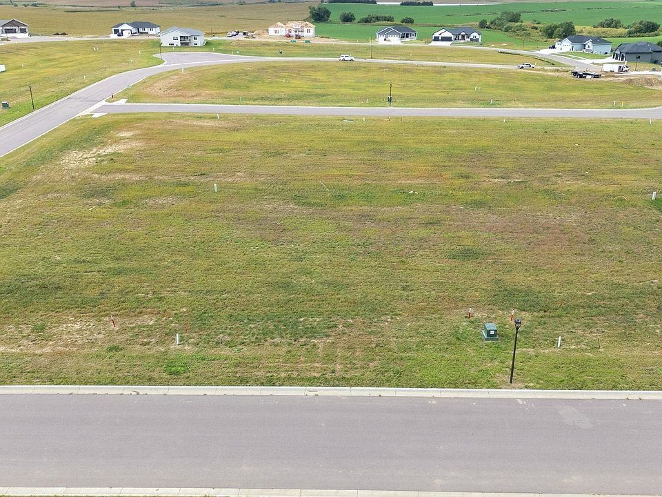 2nd image of 625 Hanna Trl