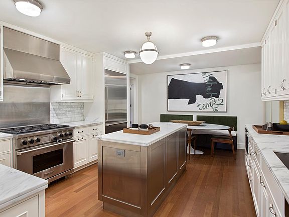 2nd image of 160 W 12th St APT 34
