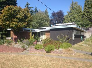 2414 51st Ave SW, Seattle, WA 98116