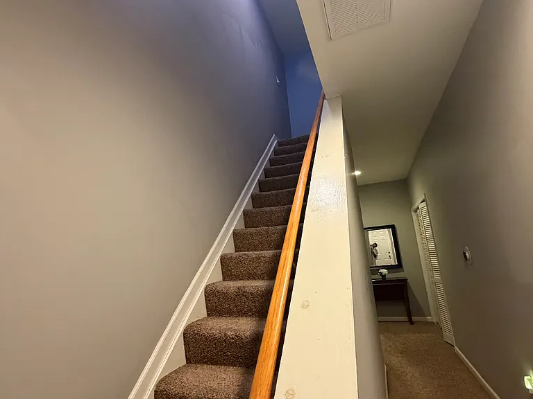 1328 W Lombard St — Photo 21