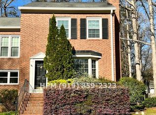 202 Bay Dr, Cary, NC 27511