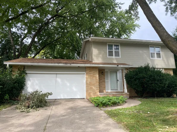 408 32nd St, West Des Moines, IA 50265