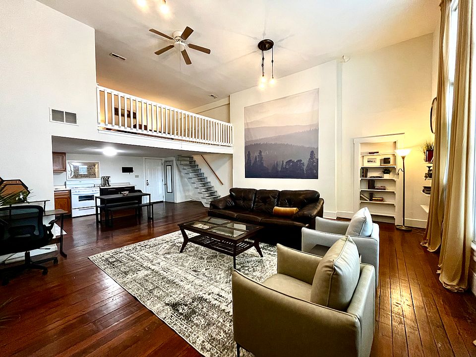 1st image of 33 N Paint St APT 216