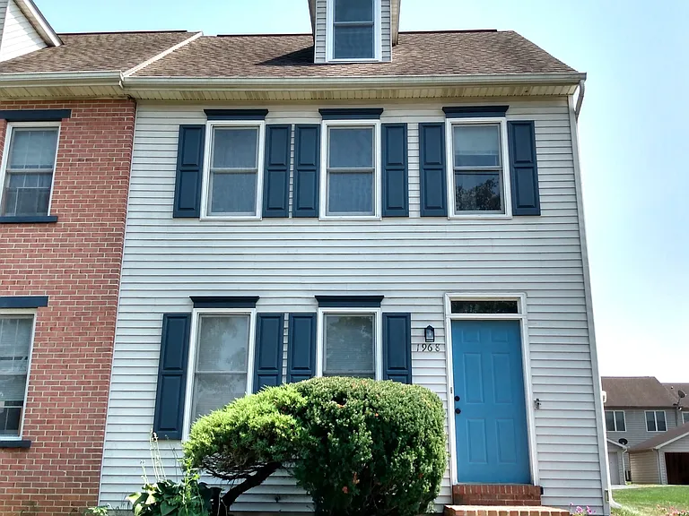 1968 Clinton Ave — Photo 1