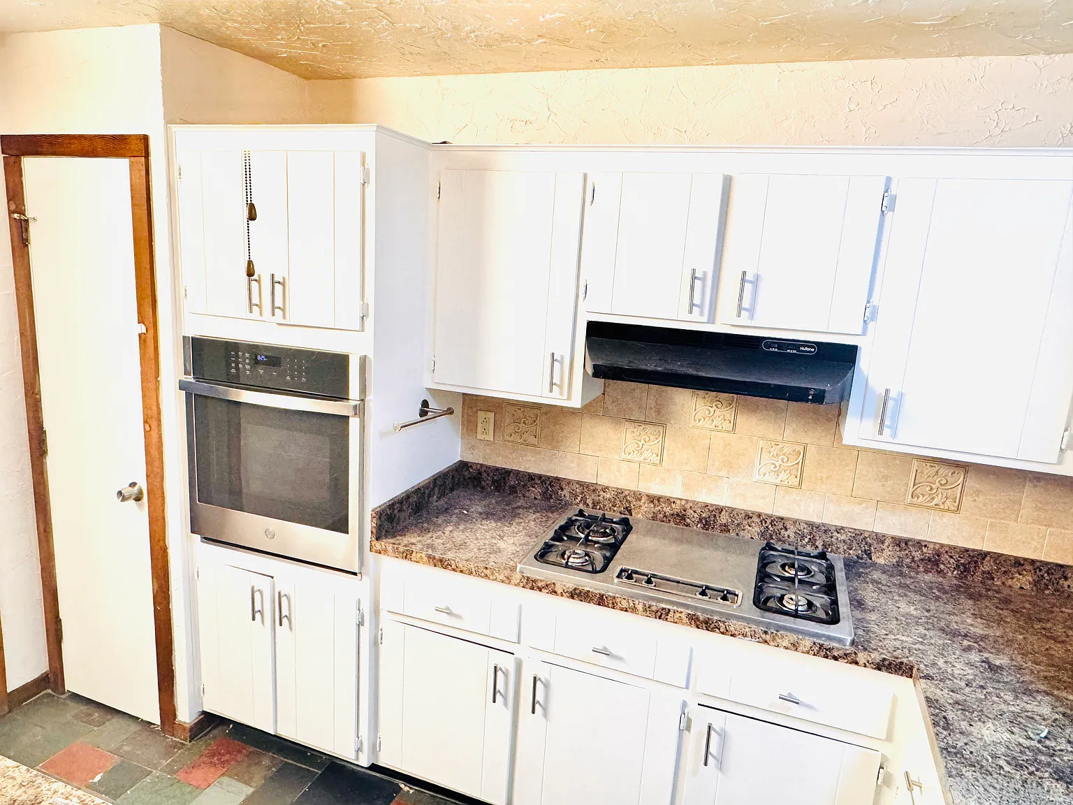4 bed, 2167 sqft, $2,750 — Photo 4