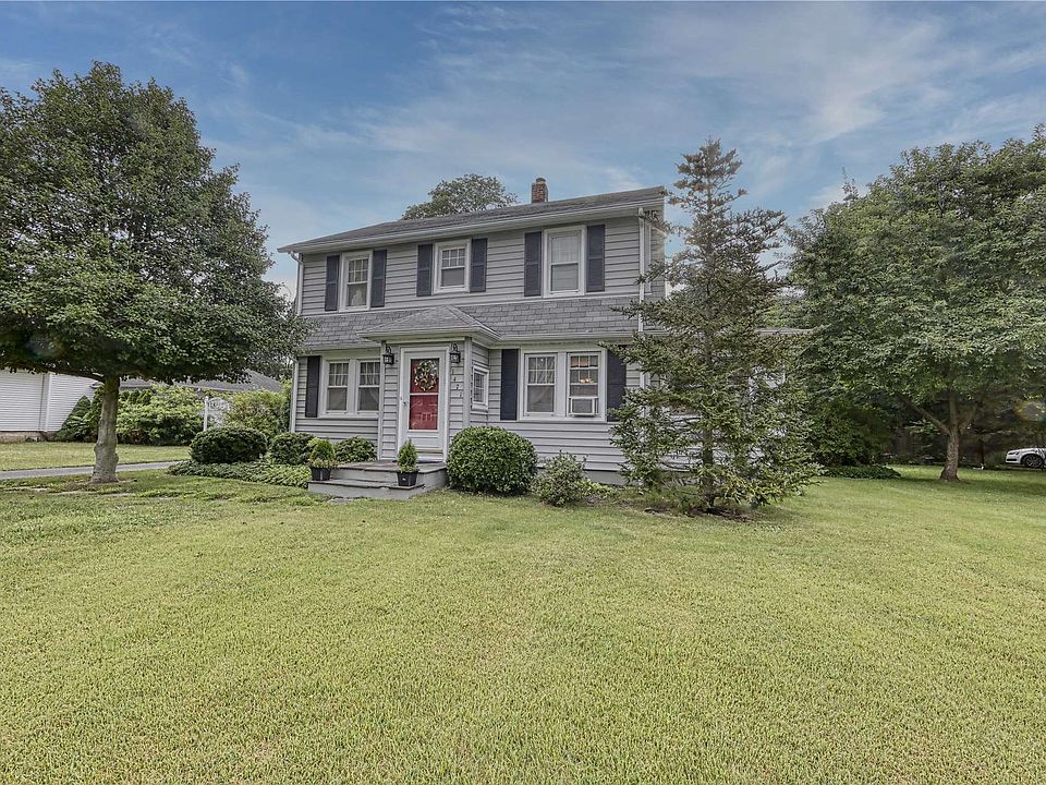 1471 Locust Avenue, Bohemia, NY 11716 Zillow