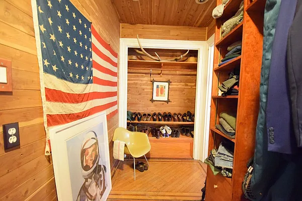 Rented by Rolling Stone Realty LLC | media 18