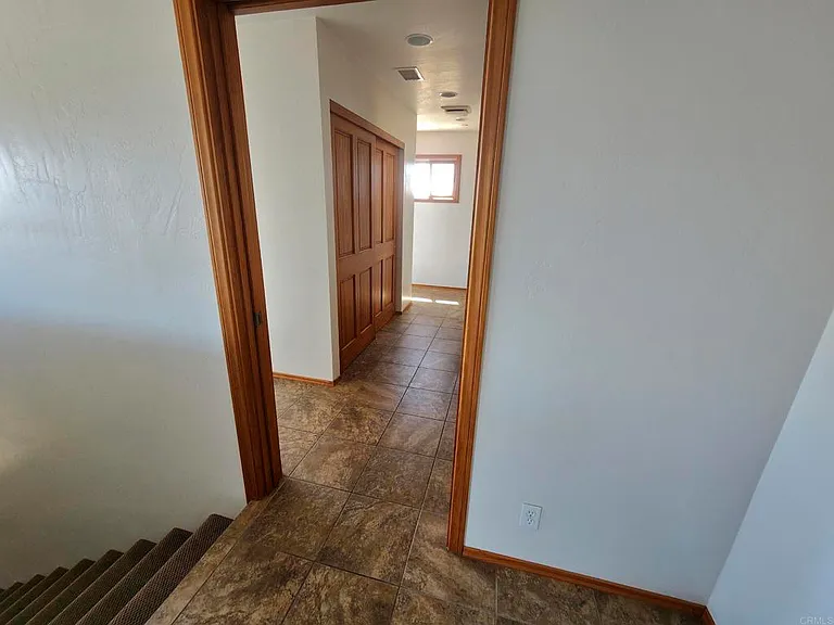 461 Manzanita Dr — Photo 13